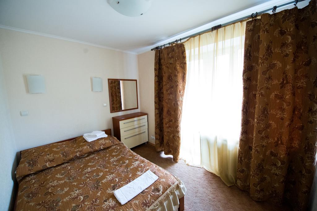 Predslava Hotel Kiev Chambre photo
