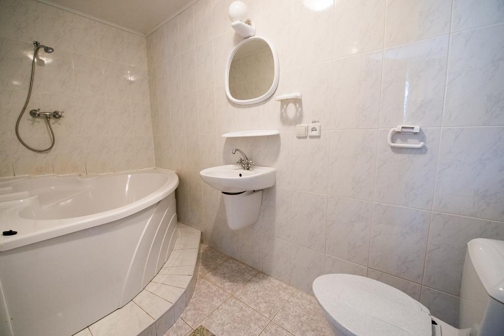 Predslava Hotel Kiev Chambre photo