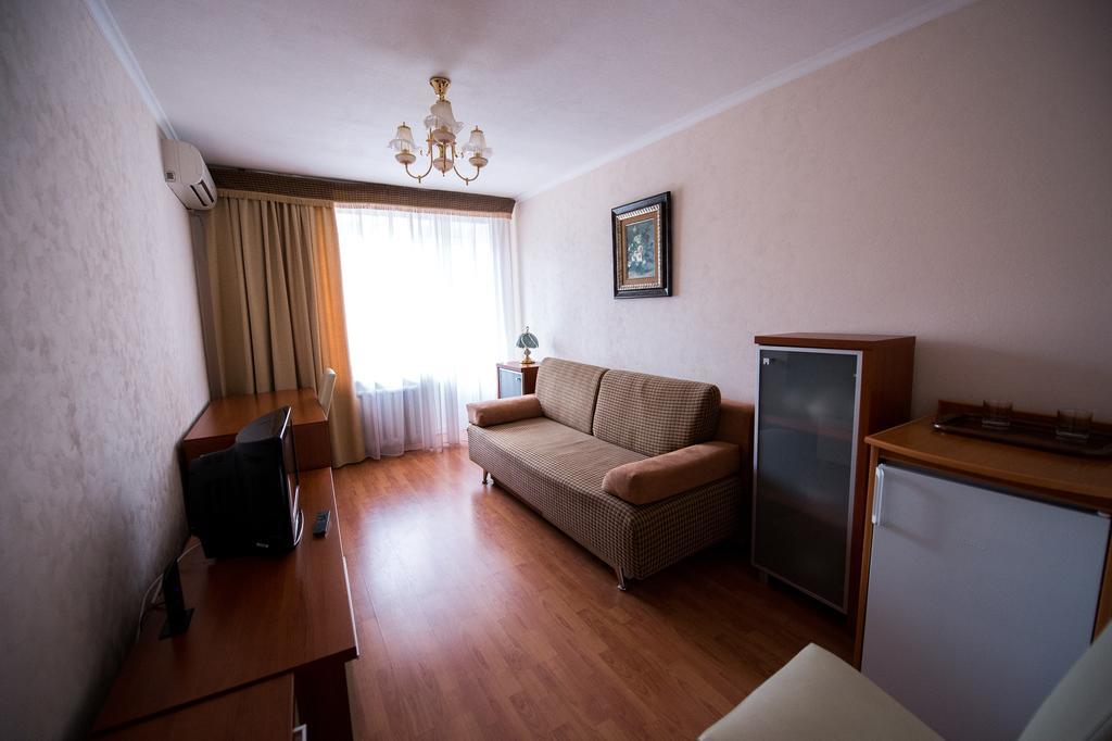 Predslava Hotel Kiev Chambre photo